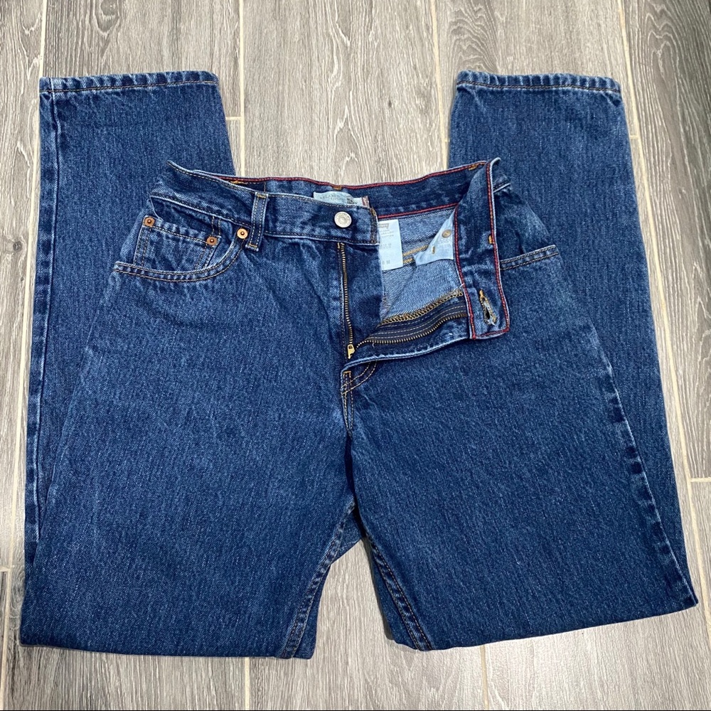 SOLD ❌ Levi’s High Waisted Dark Wash 550 Jeans